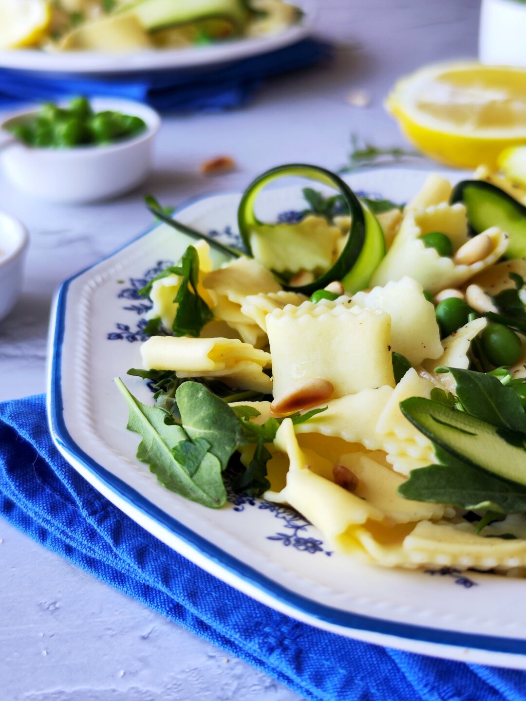 MAKARONŲ SALOTOS SU CUKINIJA IR ŽIRNELIAIS │Daržovės, Pietūs, Salotos, Vakarienė, Veganiški