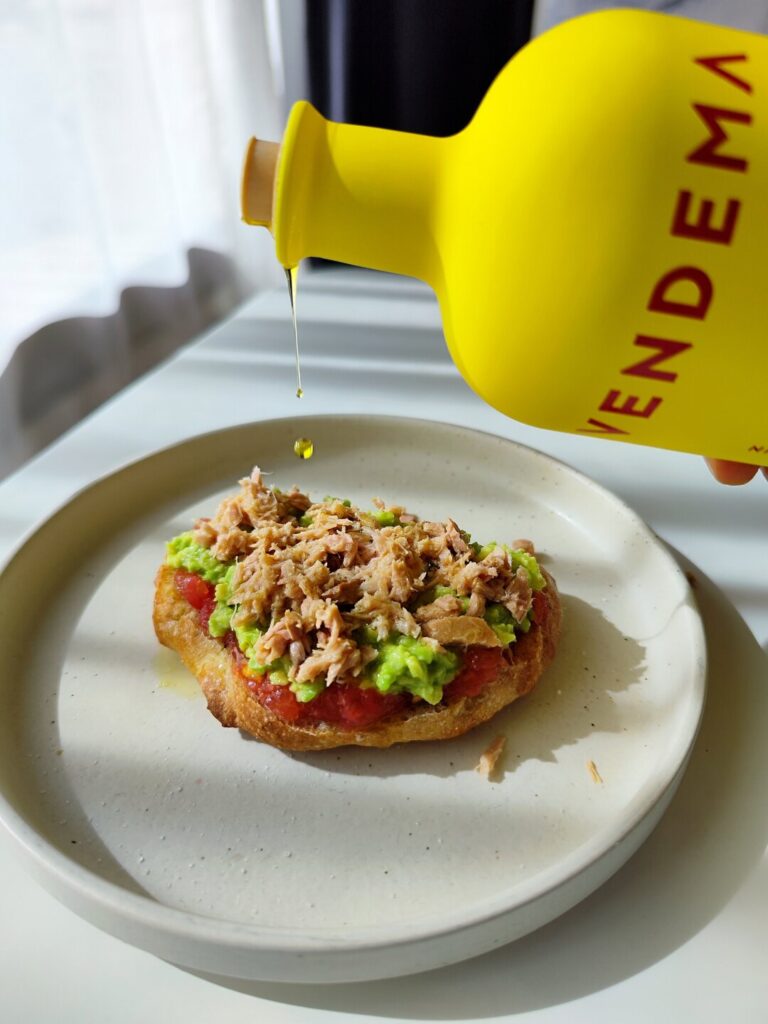 TOSTADA (arba ispaniškas skrebutis) SU TUNU IR POMIDORAIS │Pietūs, Daržovės