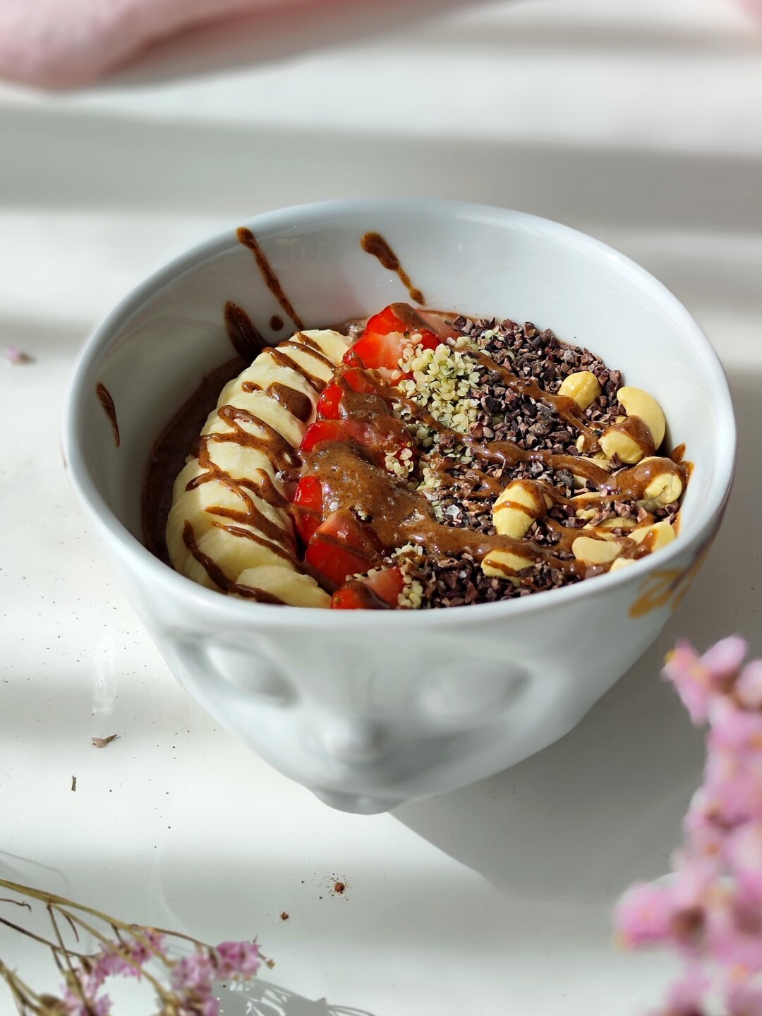 31 G BALTYMŲ IR 13 G SKAIDULŲ ŠOKOLADINIS PUSRYČIŲ DUBENĖLIS ARBA CHIA PUDINGAS SU PRIVALUMAIS │Pusryčiai, Be glitimo